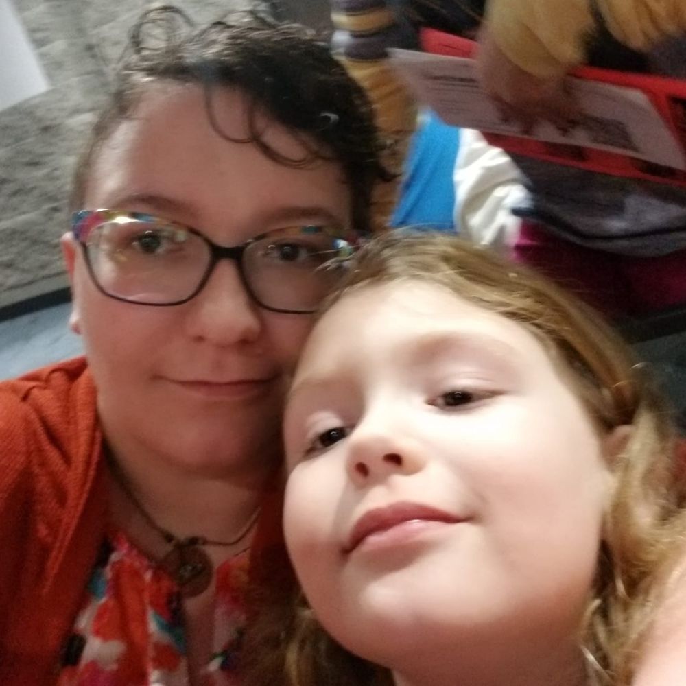 Meet your Posher, Stephanie